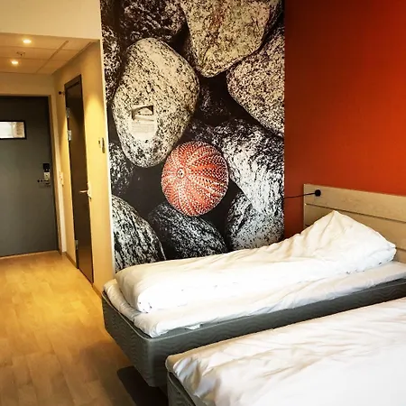 Hjorten Hitra Hotell 4*