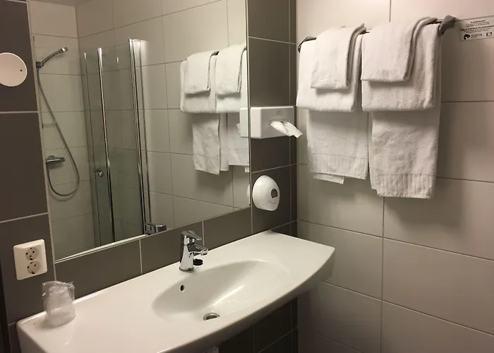Hjorten Hitra Hotel 4*